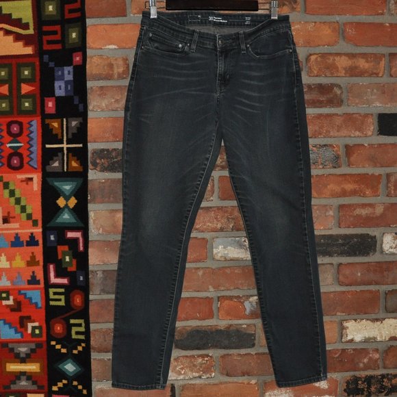 Levi's Faded Black Distressed Demi Curve Red Tab Mid-rise Skinny Jean 30 - Picture 1 of 6